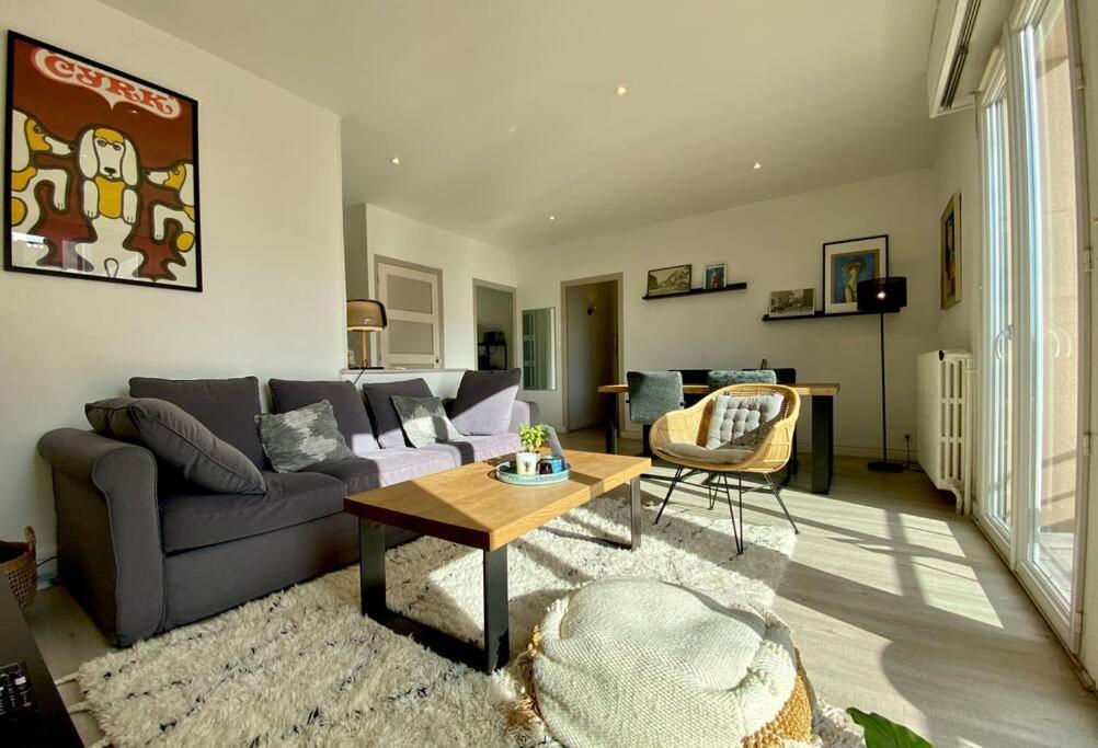 Ferienwohnung Toit-Terrasse Traversant Plein Centre 100M Du Lac Annecy Exterior foto